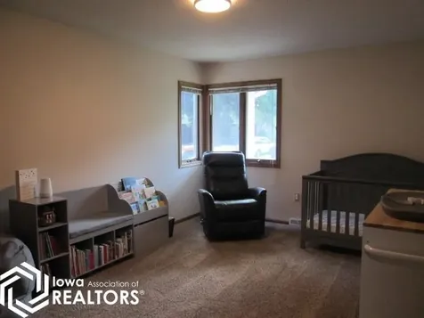 319 1st Street NE Clarion IA 50525