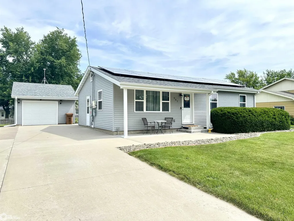 507 12th Avenue Grinnell IA 50112