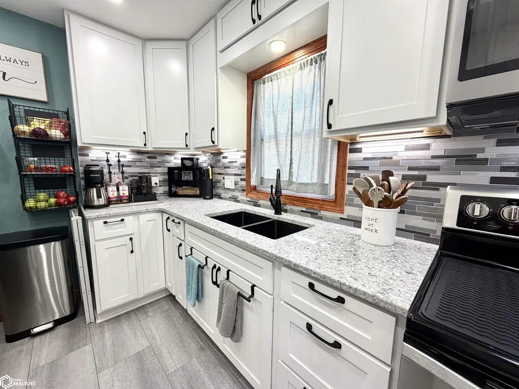 507 12th Avenue Grinnell IA 50112