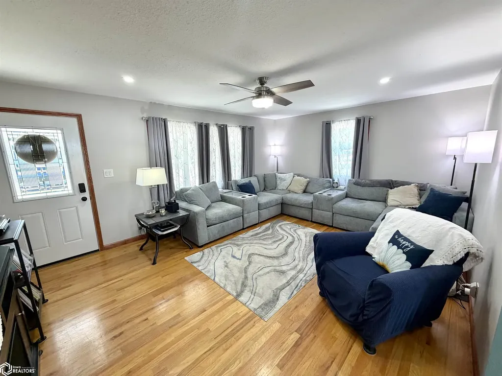 507 12th Avenue Grinnell IA 50112