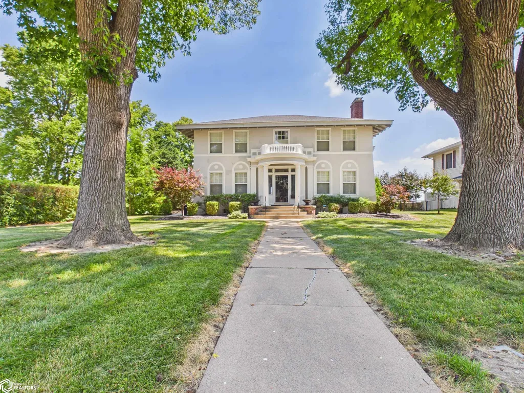1111 Grand Avenue Keokuk IA 52632