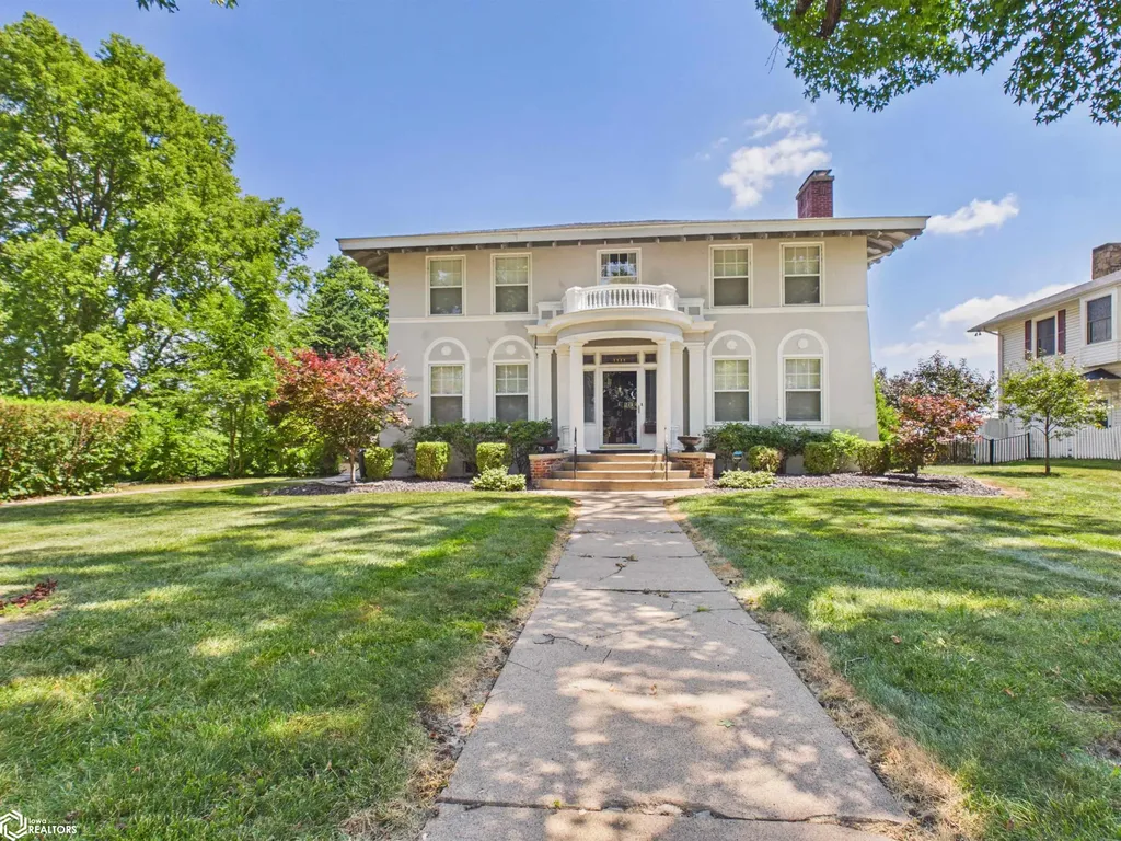 1111 Grand Avenue Keokuk IA 52632