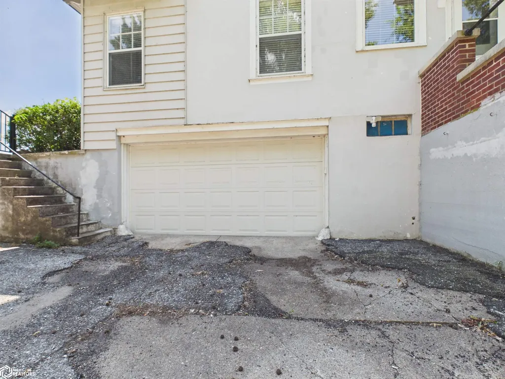 1111 Grand Avenue Keokuk IA 52632