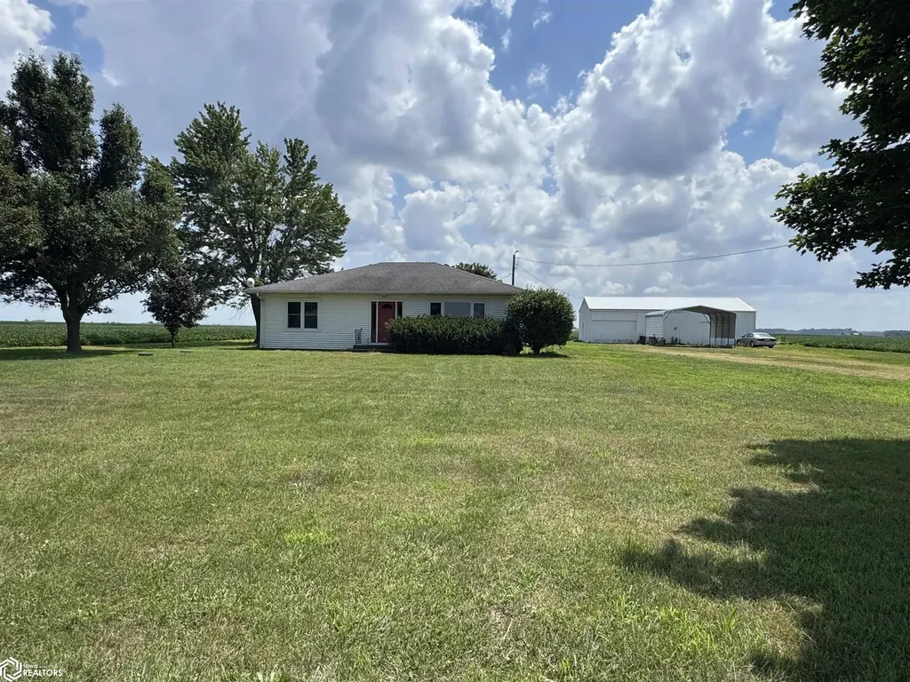 17463 100th Street Wapello IA 52653