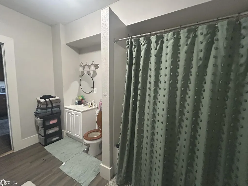 104 S 12th Street Marshalltown IA 50158