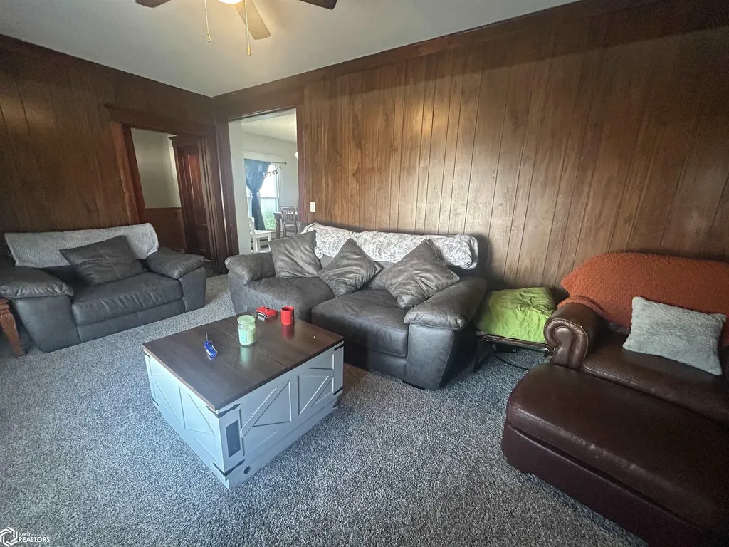 104 S 12th Street Marshalltown IA 50158
