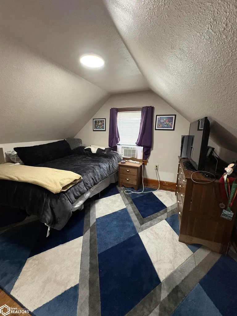 230 S Indiana Avenue Mason City IA 50428