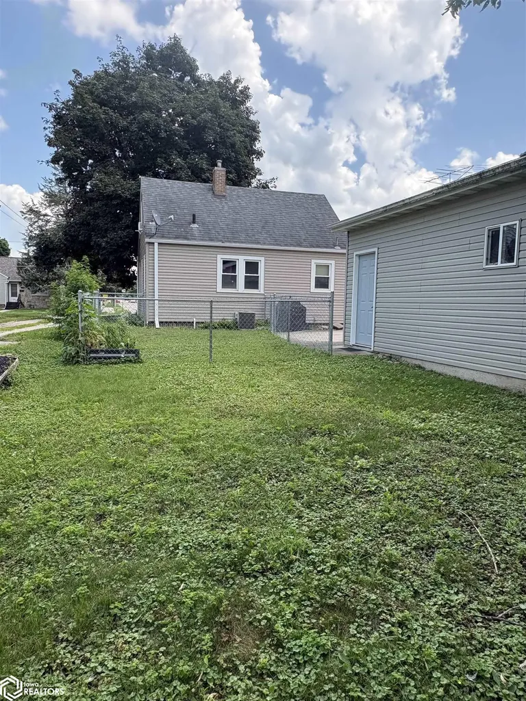 230 S Indiana Avenue Mason City IA 50428