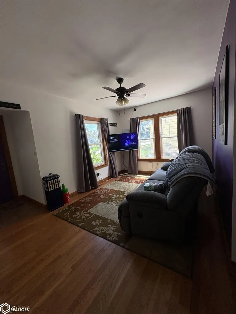 230 S Indiana Avenue Mason City IA 50428