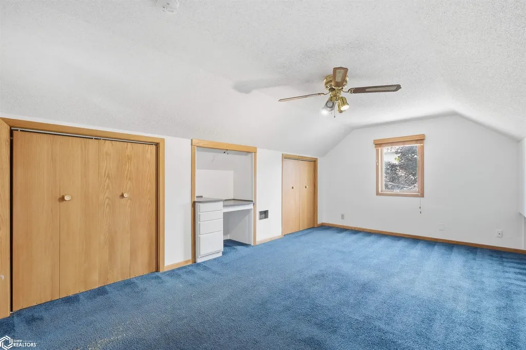 1102 Siegel Street Tama IA 52339
