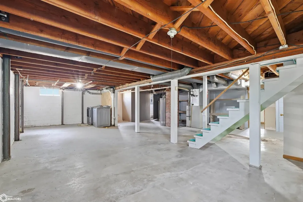 1102 Siegel Street Tama IA 52339