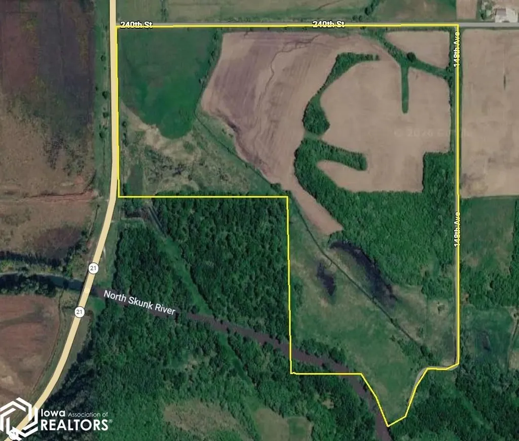 122 Acres Highway 21 Delta IA 52550