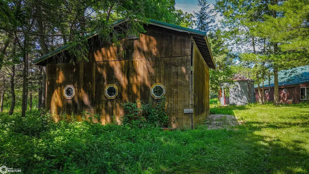 1006 Irish Lane Mount Vernon IA 52314