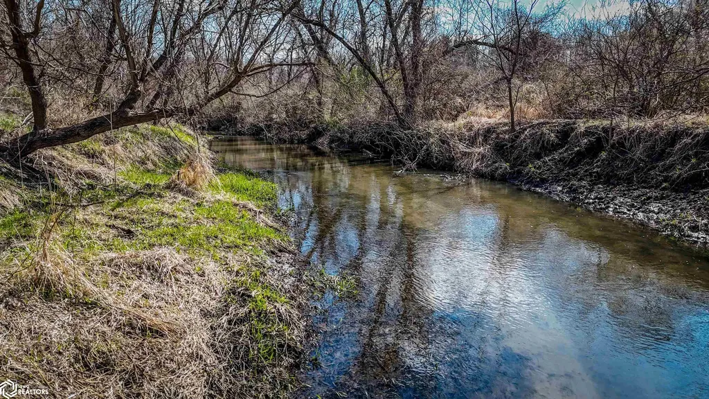 1006 Irish Lane Mount Vernon IA 52314