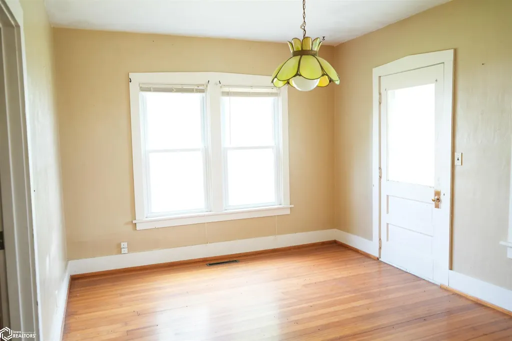 1000 Irish Lane Mount Vernon IA 52314