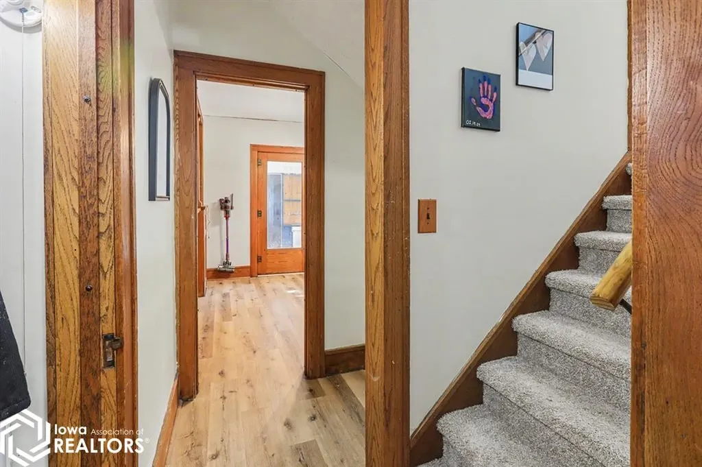 401 K Avenue E Oskaloosa IA 52577