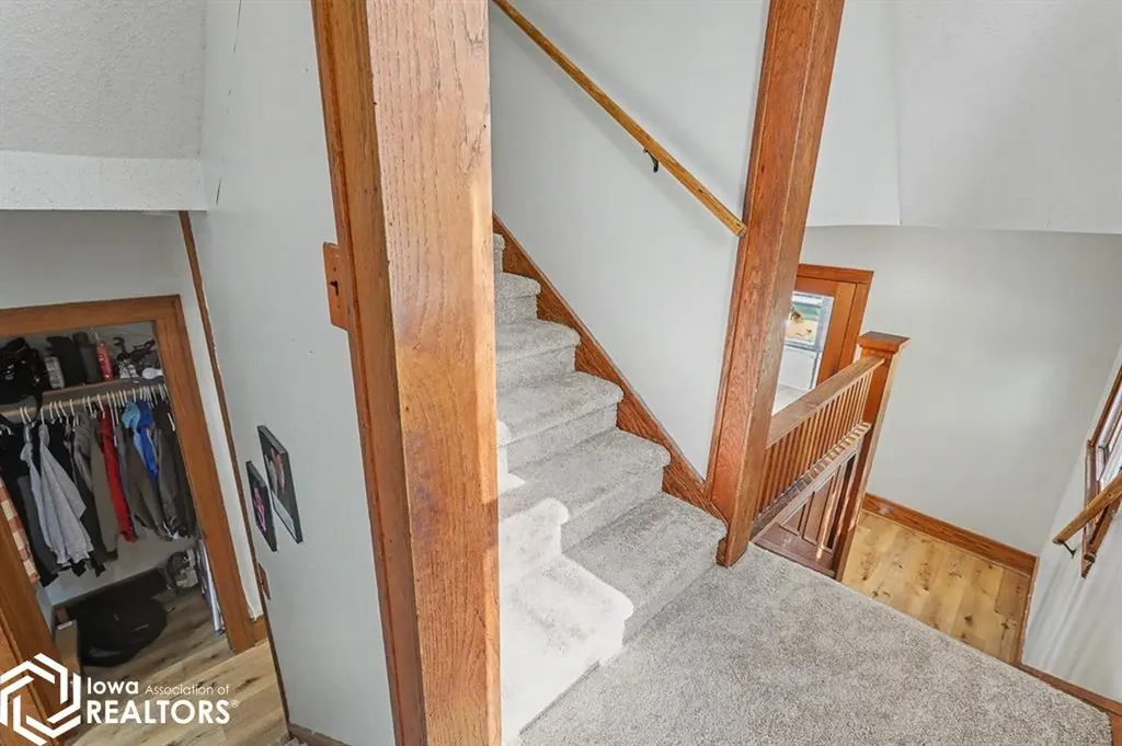 401 K Avenue E Oskaloosa IA 52577