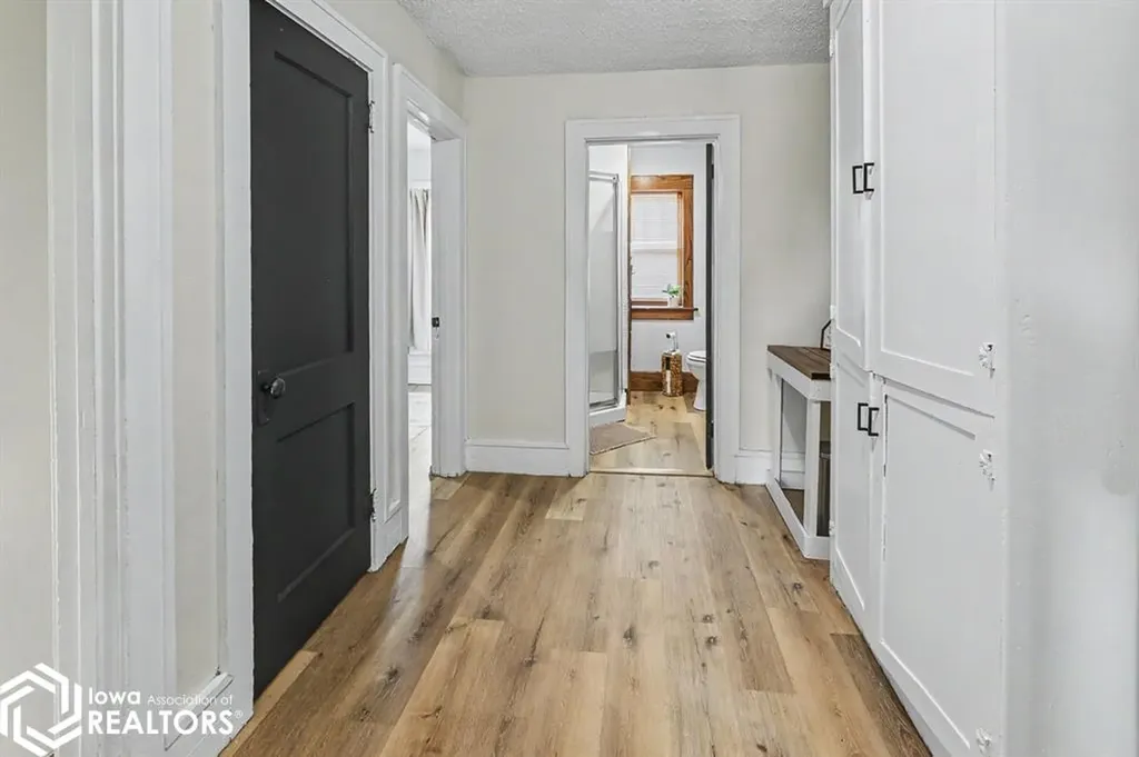 401 K Avenue E Oskaloosa IA 52577