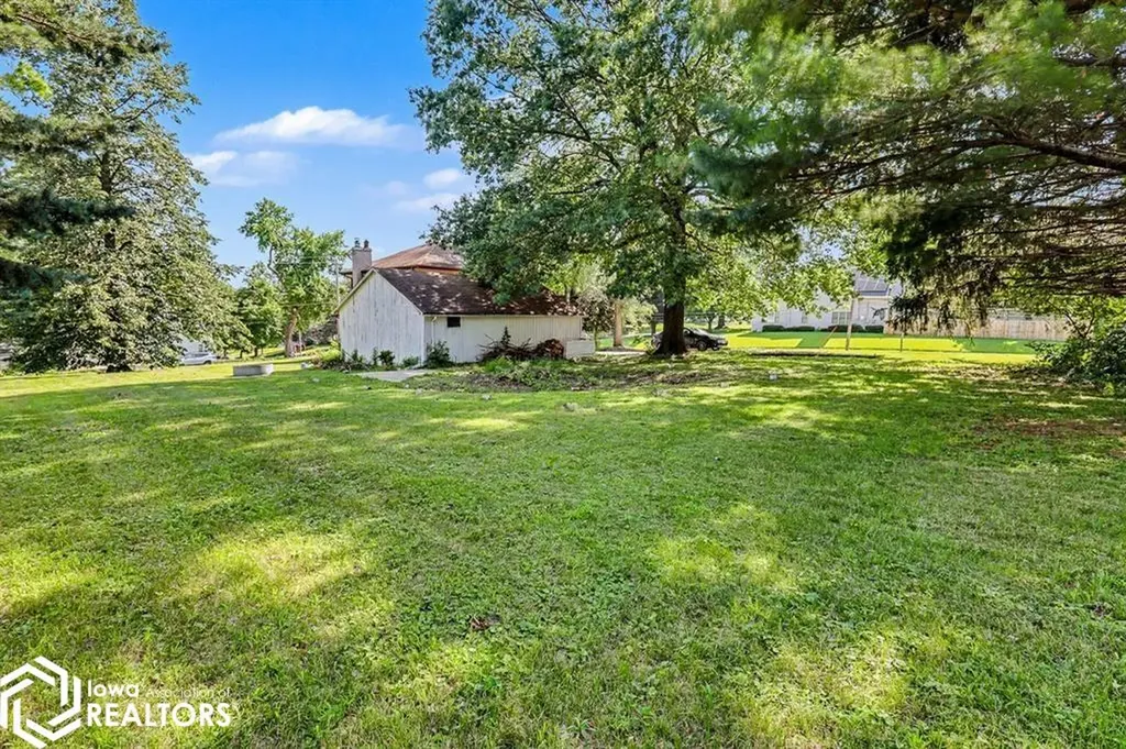 401 K Avenue E Oskaloosa IA 52577