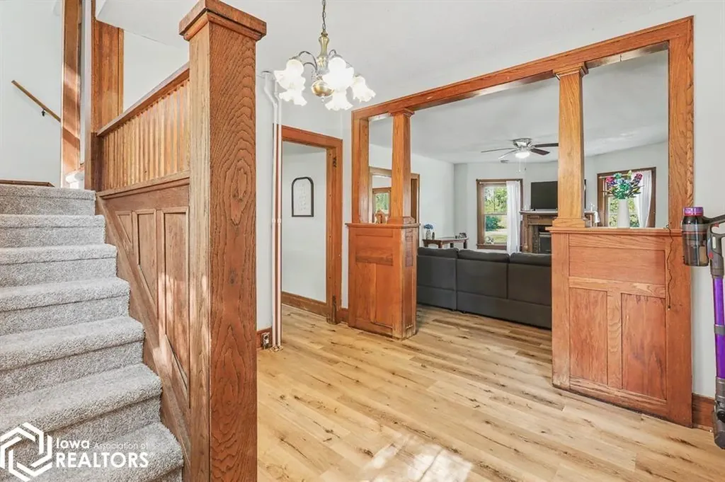 401 K Avenue E Oskaloosa IA 52577
