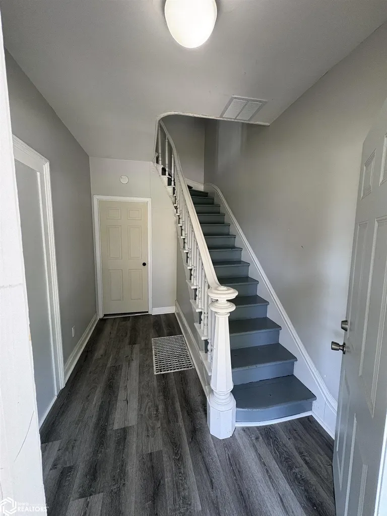 200 E Briggs Fairfield IA 52556
