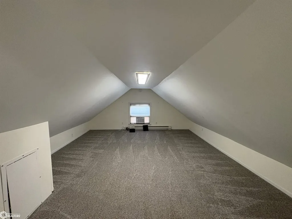 200 E Briggs Fairfield IA 52556
