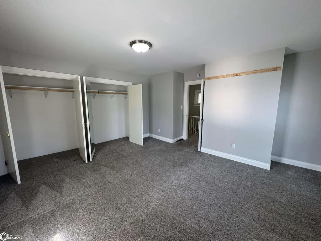 200 E Briggs Fairfield IA 52556