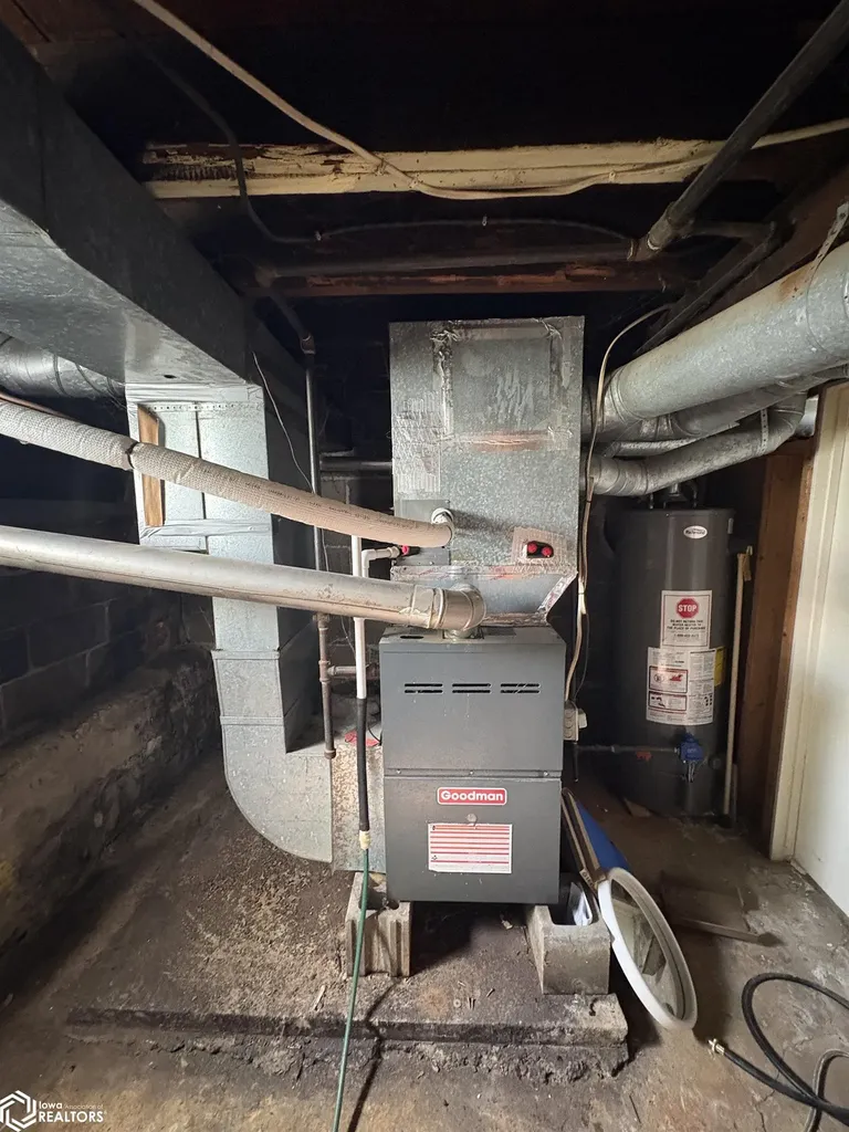 200 E Briggs Fairfield IA 52556