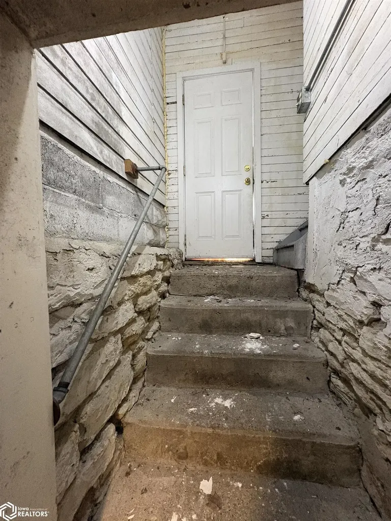 200 E Briggs Fairfield IA 52556