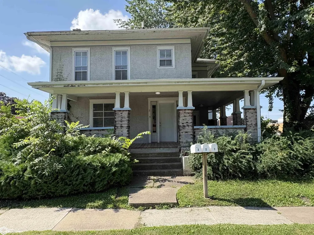 200 E Briggs Fairfield IA 52556