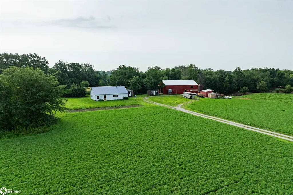 14500 Irish Ridge Road Burlington IA 52601