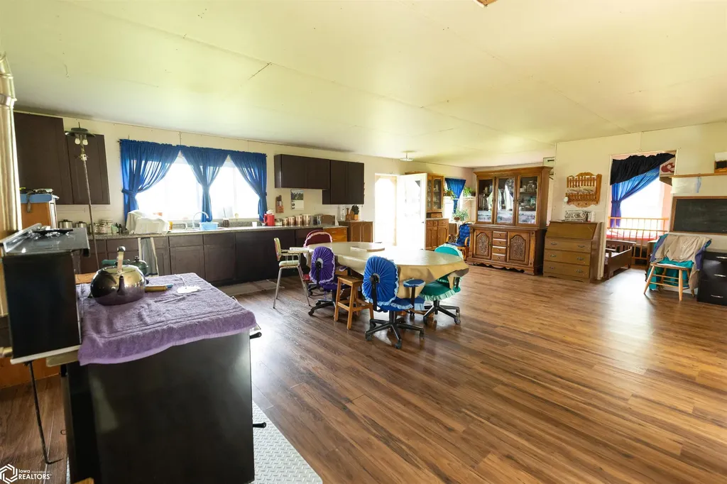 14500 Irish Ridge Road Burlington IA 52601