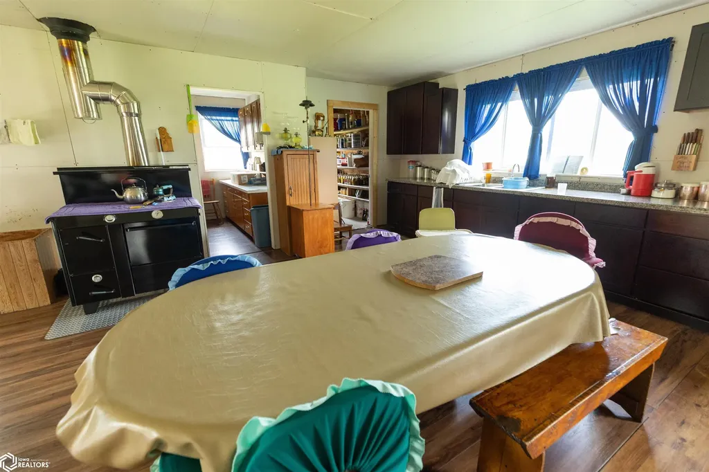 14500 Irish Ridge Road Burlington IA 52601