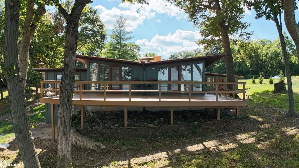 2736 Old Vineyard Road Keokuk IA 52632