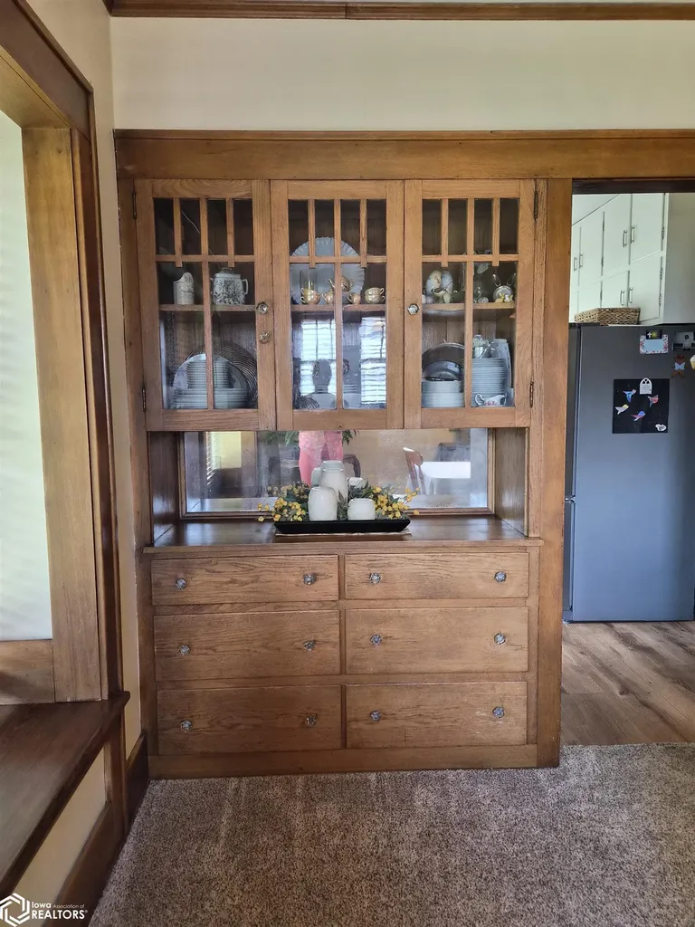 604 8th Avenue Grinnell IA 50112