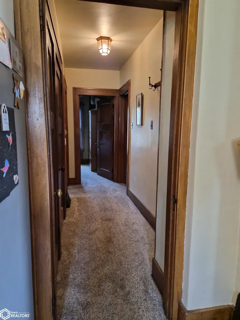 604 8th Avenue Grinnell IA 50112