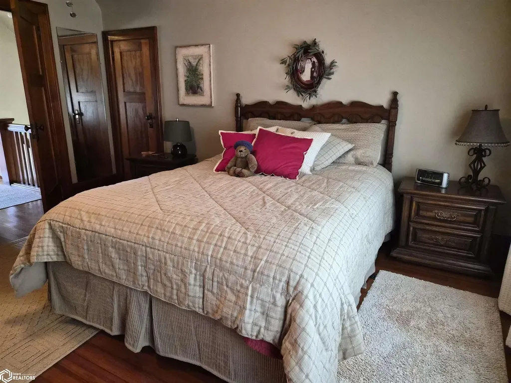 604 8th Avenue Grinnell IA 50112