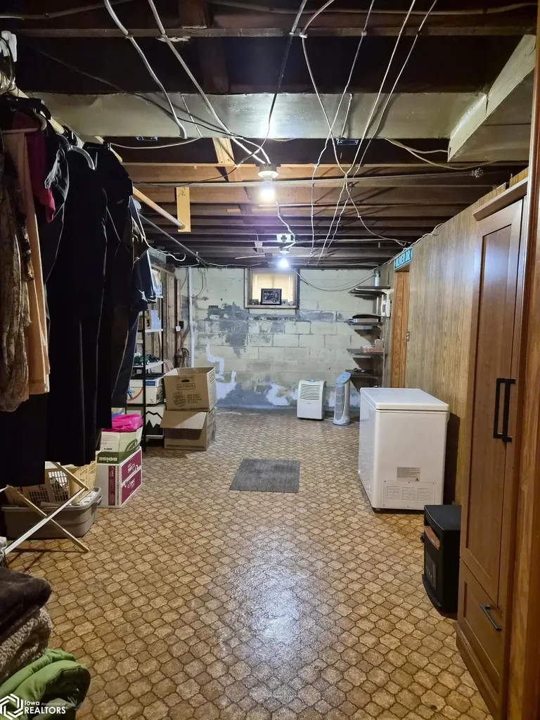 604 8th Avenue Grinnell IA 50112