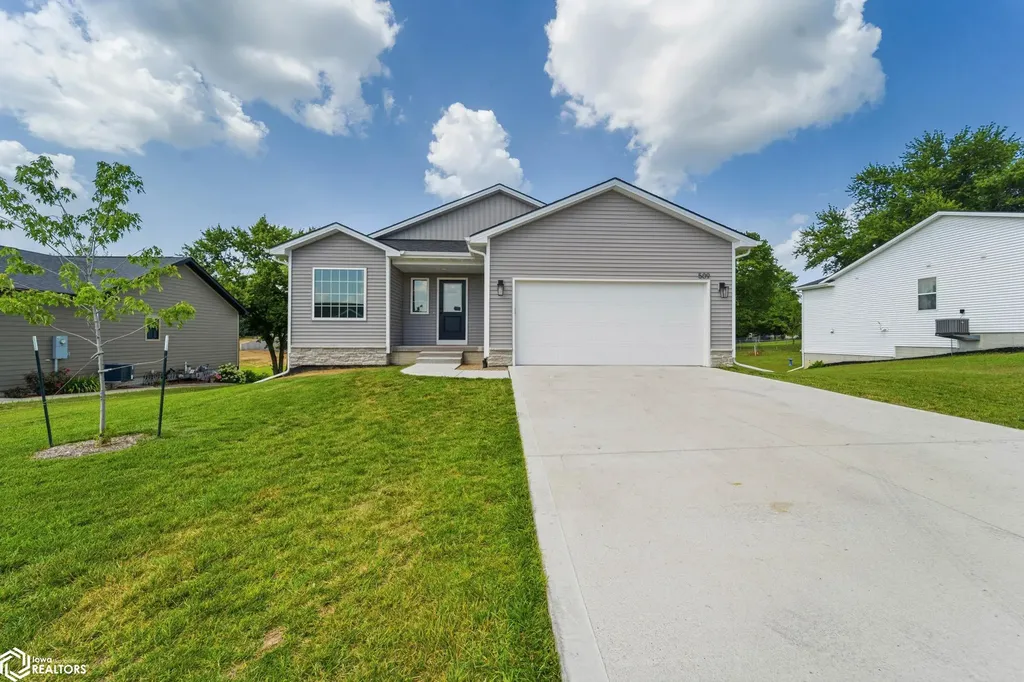 509 17th Avenue E Oskaloosa IA 52577
