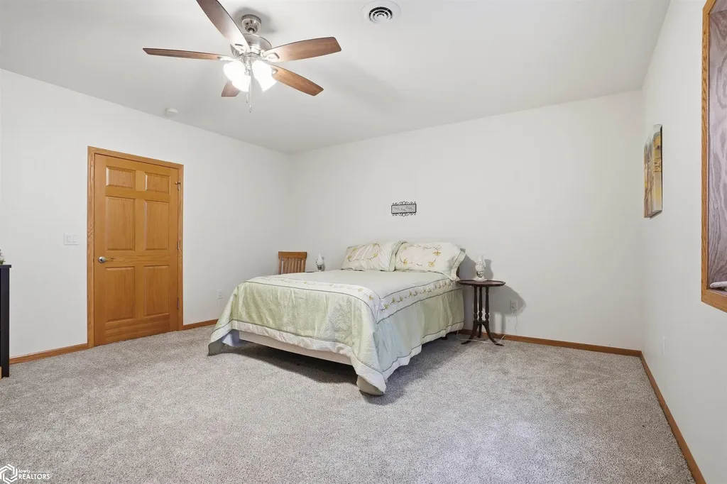 2505 Diamond Ridge Drive Burlington IA 52601