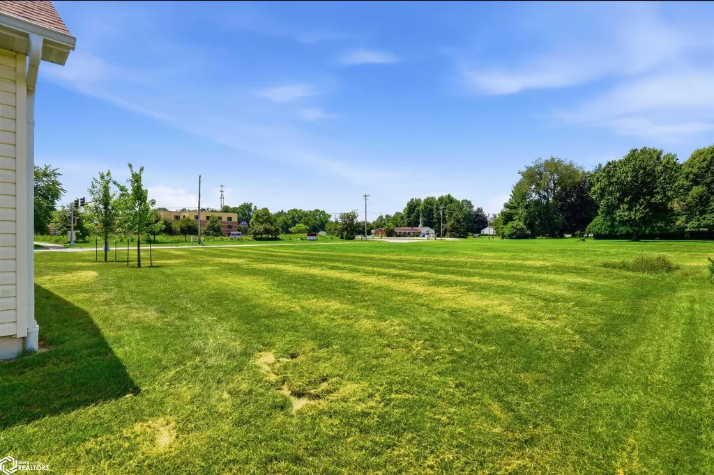 2505 Diamond Ridge Drive Burlington IA 52601