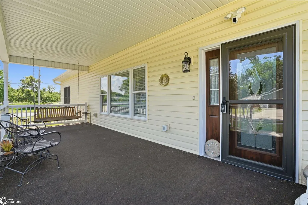 2505 Diamond Ridge Drive Burlington IA 52601