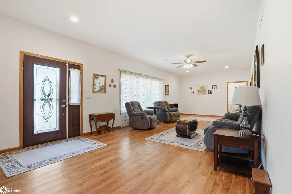 2505 Diamond Ridge Drive Burlington IA 52601