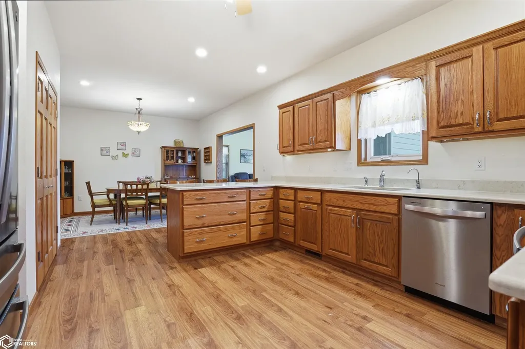 2505 Diamond Ridge Drive Burlington IA 52601