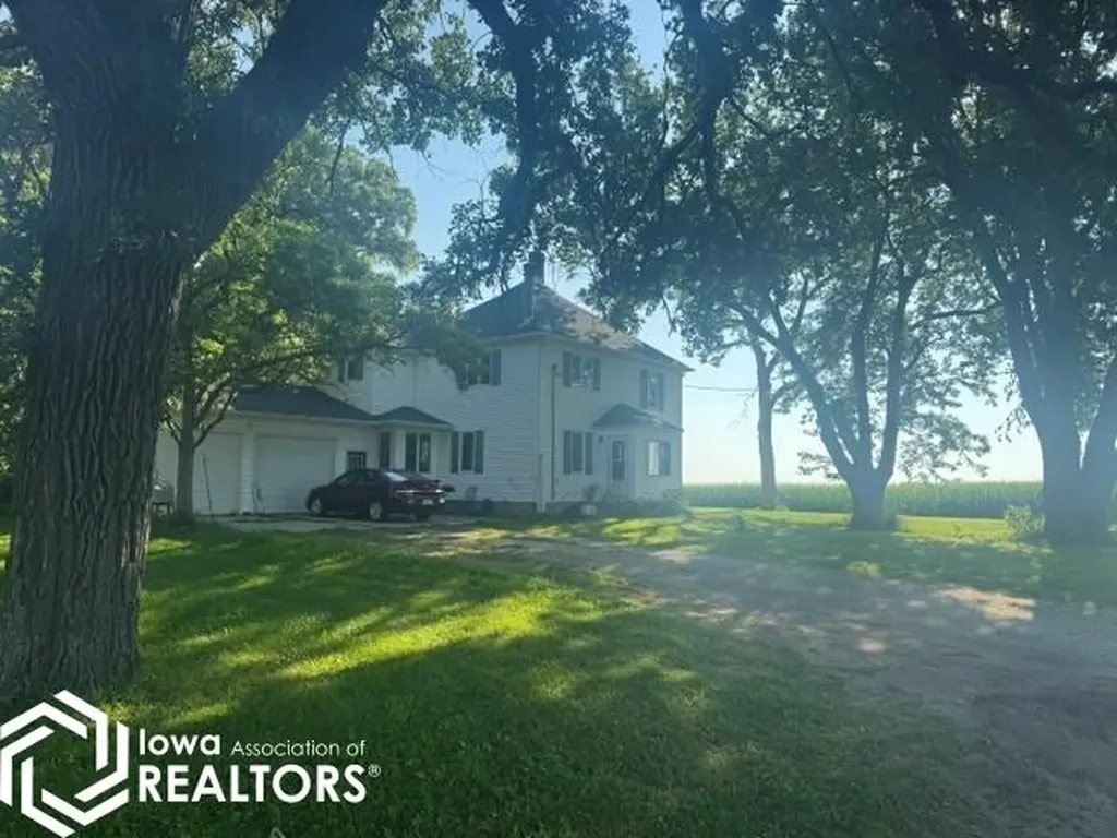 2426 River Road Algona IA 50511
