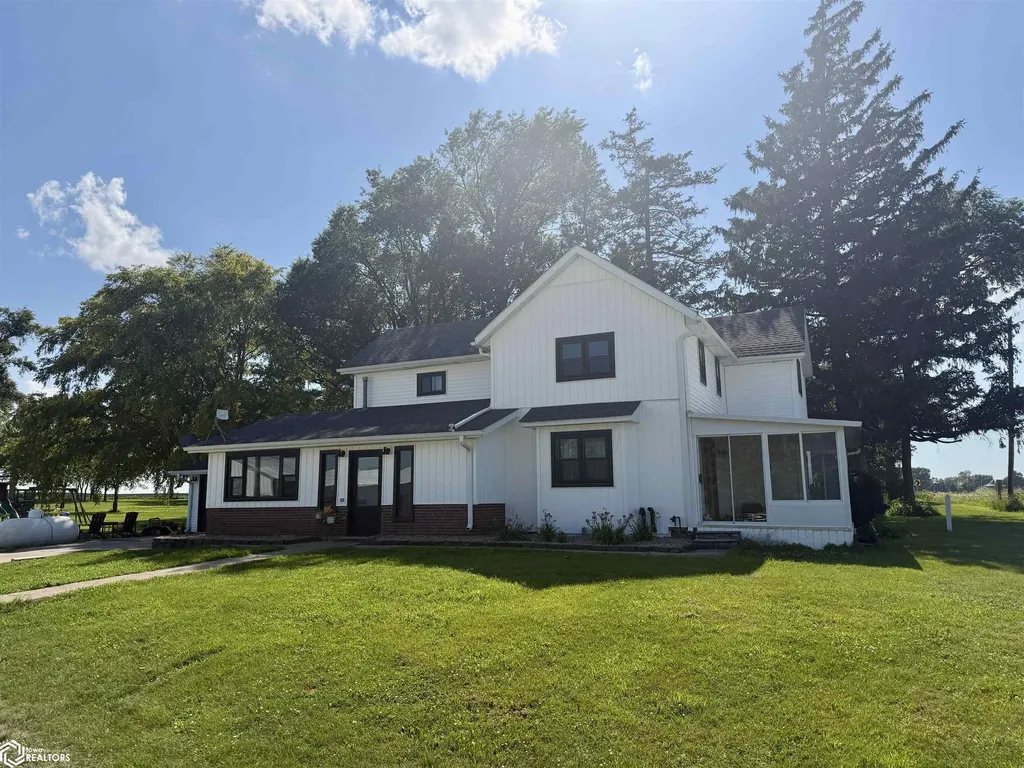 13498 Westbrook Street Ackley IA 50604