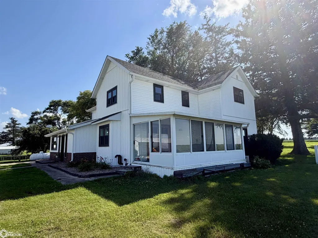 13498 Westbrook Street Ackley IA 50604