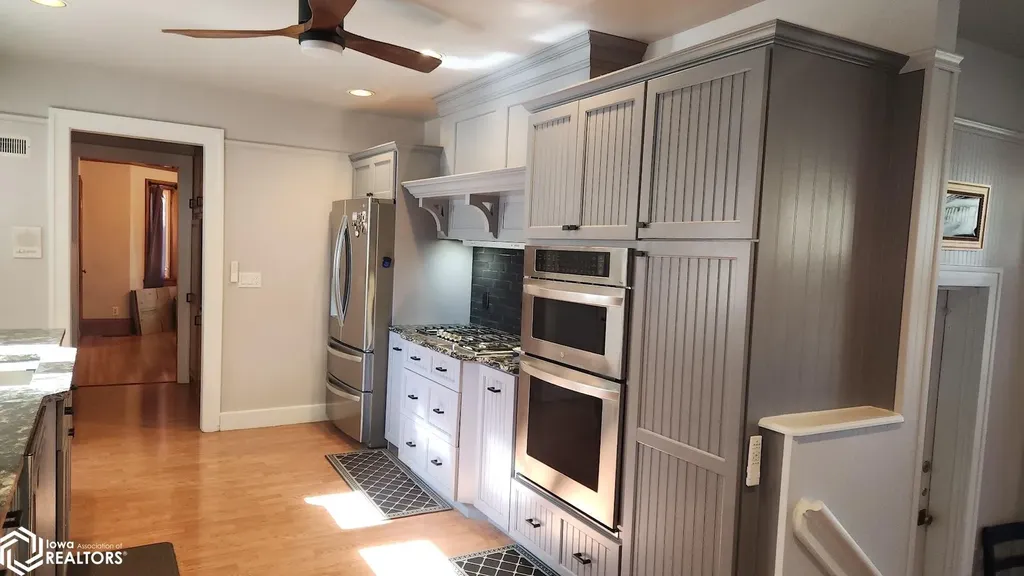 232 5th Street NW Mason City IA 50401