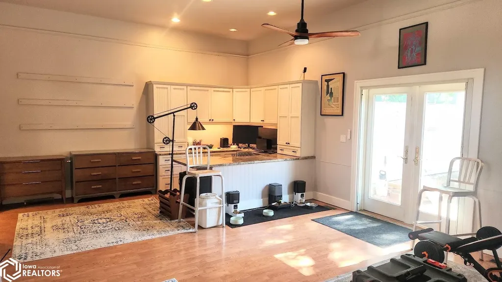 232 5th Street NW Mason City IA 50401