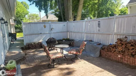 232 5th Street NW Mason City IA 50401